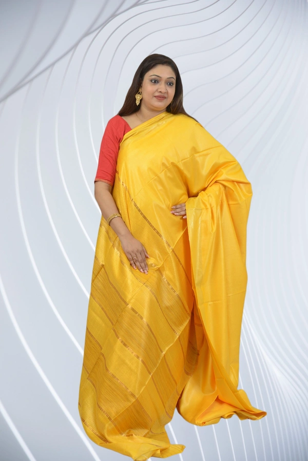 SKU0476 : Elegant Handwoven Tussar Ghicha Bapta Saree – Traditional Bengal Weave - Normal Length 6.3 mtr Plus, Golden Yellow, Plain / Solid, Dry Clean Only, Yes