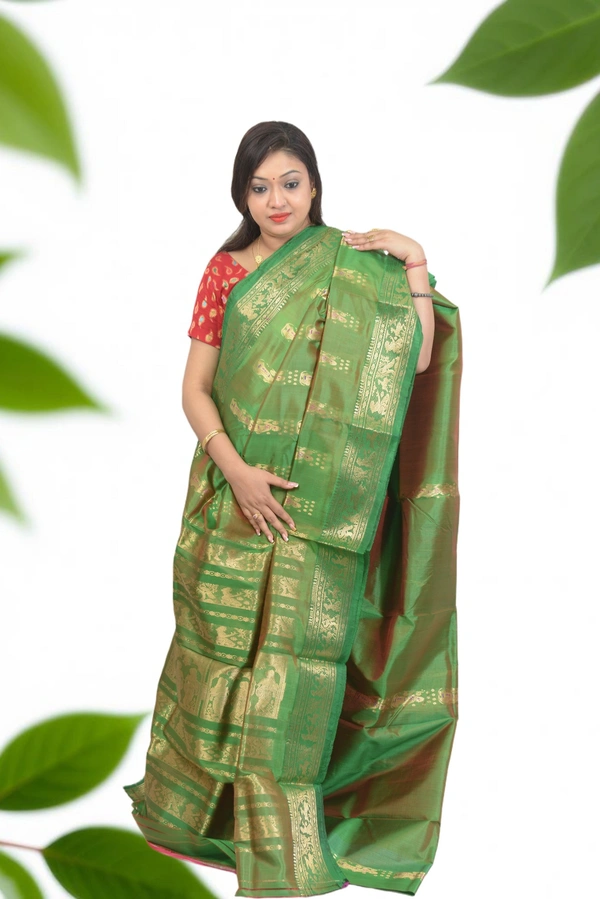 SKU0588 : Traditional Bengal Garad Silk Saree – Pure Handwoven Elegance | Swarnachari - Normal Length 6.3 mtr Plus, Green, Zari Work, Dry Clean Only, Yes