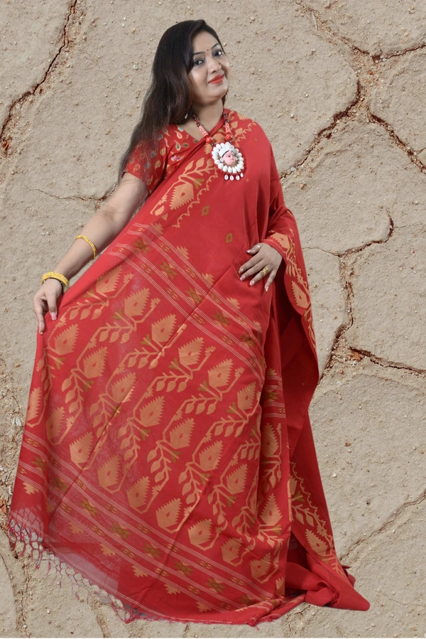 SKU0392 : Pure Khadi Cotton Saree – Handwoven, Lightweight & Breathable Fabric  - Normal Length 6.3 mtr Plus, Red, Buti / Booti, Hand Wash, Yes