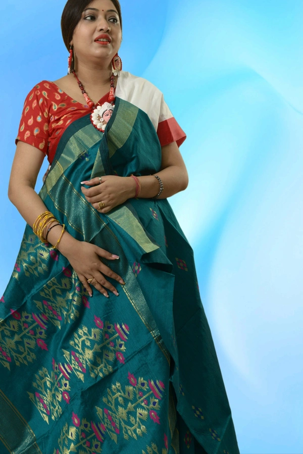 SKU0403 : Elegant Poly Cotton Saree – Lightweight & Comfortable Daily Wear  - Normal Length 6.3 mtr Plus, Green, Buti / Booti, Dry Clean Only, Yes