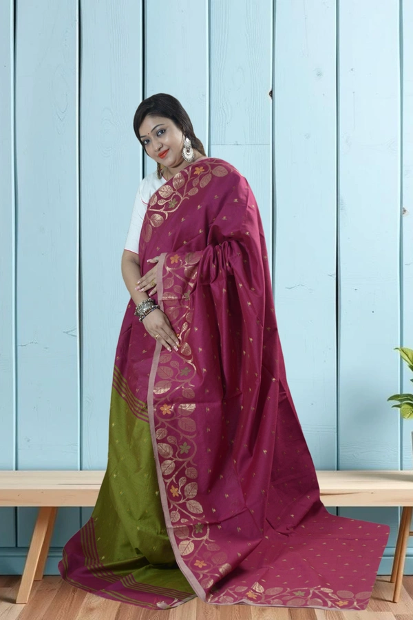 SKU0415 :    Elegant Poly Cotton Saree – Lightweight & Comfortable Daily Wear  - Normal Length 6.3 mtr Plus, Buti / Booti, Dry Clean Only, Yes