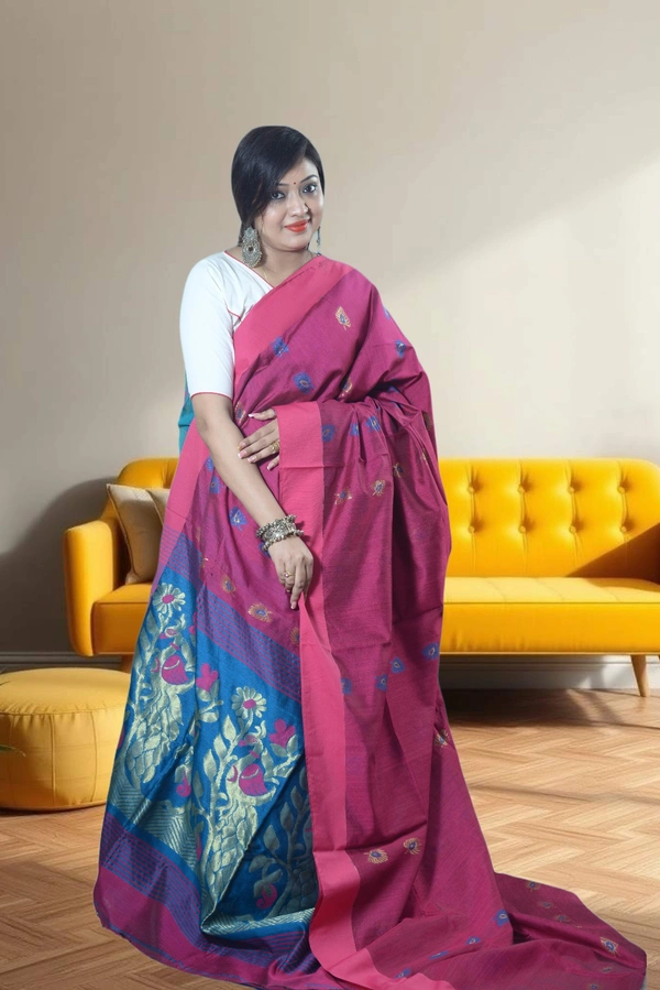 SKU0420 :  Elegant Poly Cotton Saree – Lightweight & Comfortable Daily Wear   Shape  - Normal Length 6.3 mtr Plus, Buti / Booti, Dry Clean Only, Yes