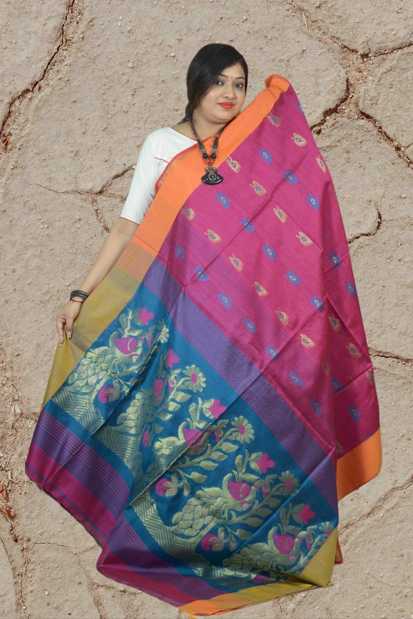 SKU0427 : Elegant Poly Cotton Saree – Lightweight & Comfortable Daily Wear - Normal Length 6.3 mtr Plus, Rani, Buti / Booti, Dry Clean Only, Yes