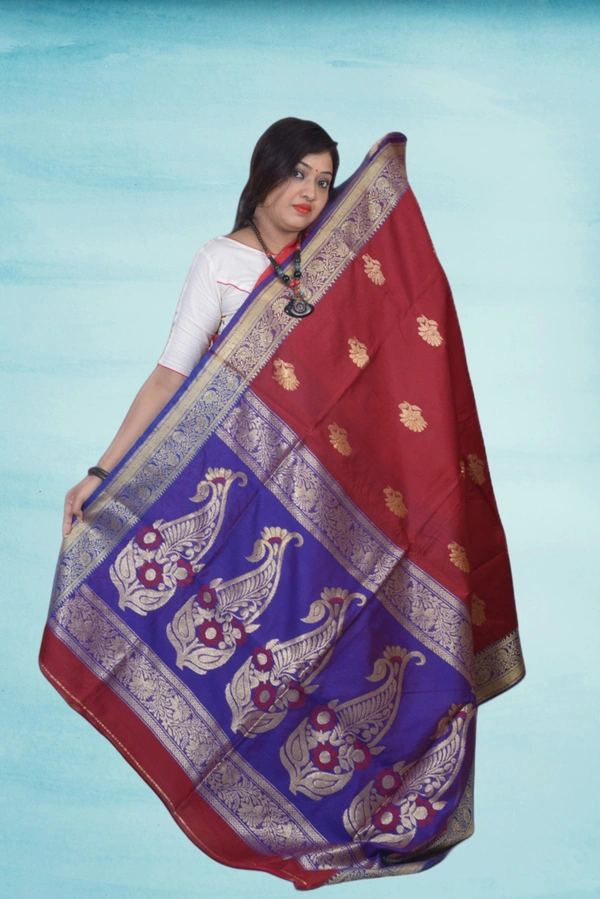 SKU0434 :   Elegant Poly Cotton Saree – Lightweight & Comfortable Daily Wear  - Normal Length 6.3 mtr Plus, Maroon, Buti / Booti, Dry Clean Only, Yes