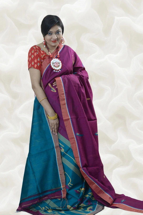 SKU0438 :   Elegant Poly Cotton Saree – Lightweight & Comfortable Daily Wear  - Normal Length 6.3 mtr Plus, Maroon, Buti / Booti, Dry Clean Only, Yes