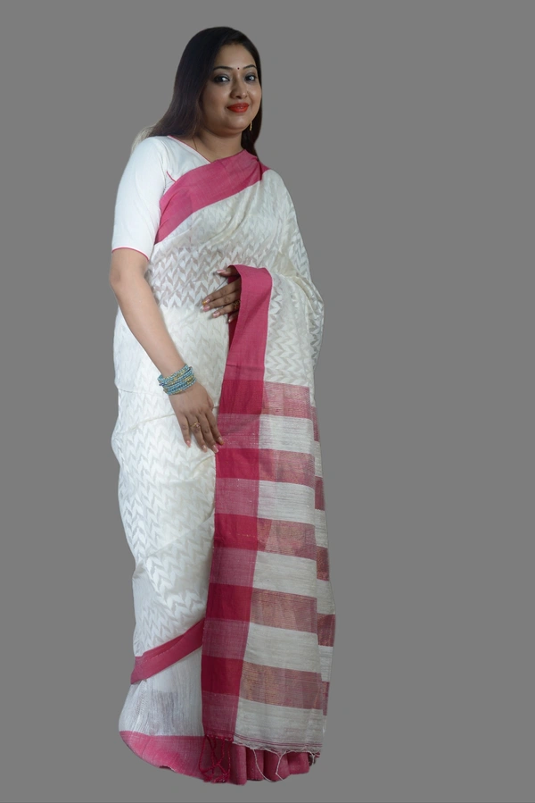 SKU0439 : Elegant Handwoven Resham Matka Saree Traditional Weave - Normal Length 6.5 mtr, White, Dry Clean Only, Yes