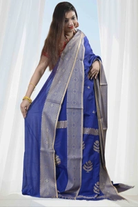 SKU0390 : Pure Khadi Cotton Saree – Handwoven, Lightweight & Breathable Fabric  - Normal Length 6.3 mtr Plus, Blue, Buti / Booti, Hand Wash, Yes
