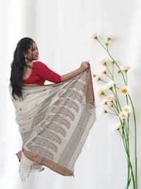 SKU0666 : Pure Khadi Cotton Saree – Handwoven, Lightweight & Breathable Fabric - Hand Wash, Yes