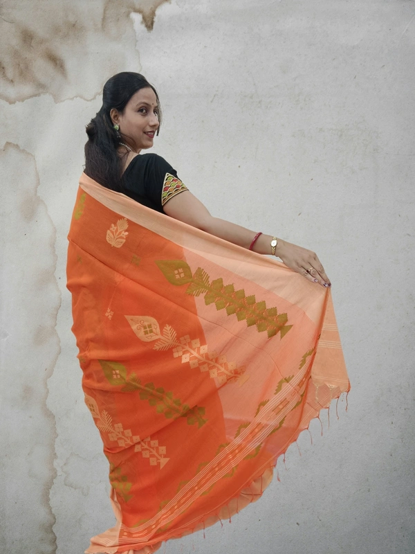 SKU0667 : Pure Khadi Cotton Saree – Handwoven, Lightweight & Breathable Fabric - Hand Wash, Yes