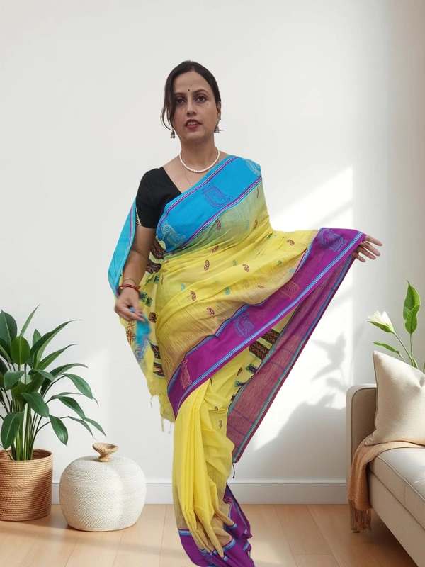 SKU0682 : Pure Khadi Cotton Saree – Handwoven, Lightweight & Breathable Fabric - Hand Wash, Yes
