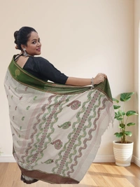 SKU0685 : Pure Khadi Cotton Saree – Handwoven, Lightweight & Breathable Fabric - Hand Wash, Yes