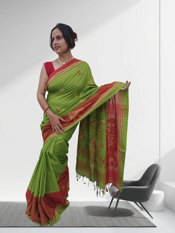 SKU0690 : Pure Khadi Cotton Saree – Handwoven, Lightweight & Breathable Fabric - Hand Wash, Yes