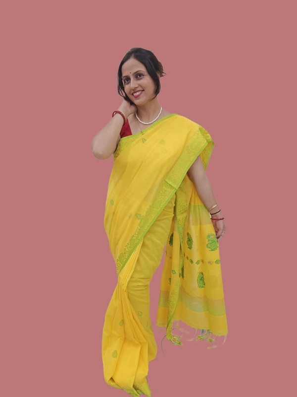 SKU0698 : Pure Khadi Cotton Saree – Handwoven, Lightweight & Breathable Fabric - Hand Wash, Yes
