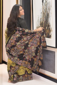SKU0348 :    Khadi Cotton Wax Batik Saree – Handcrafted, Lightweight & Breathable  - Buti / Booti, Batik Print, All, Yes