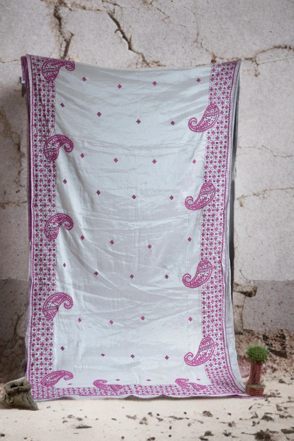 SKU0370 : Pure Tussar Silk Saree with Elegant - Buti / Booti, Dry Clean Only, Yes