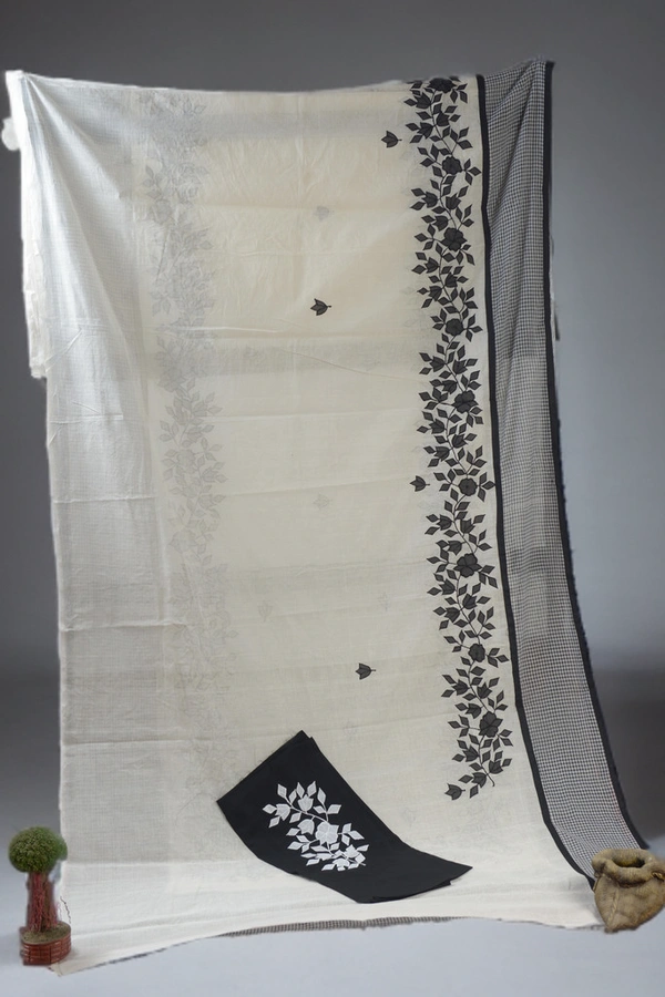 SKU0372 : Pure Cotton Saree – Handwoven, Lightweight & Breathable Fabric | Applic Work Border - Floral, Hand Paint, Dry Clean Only, Yes