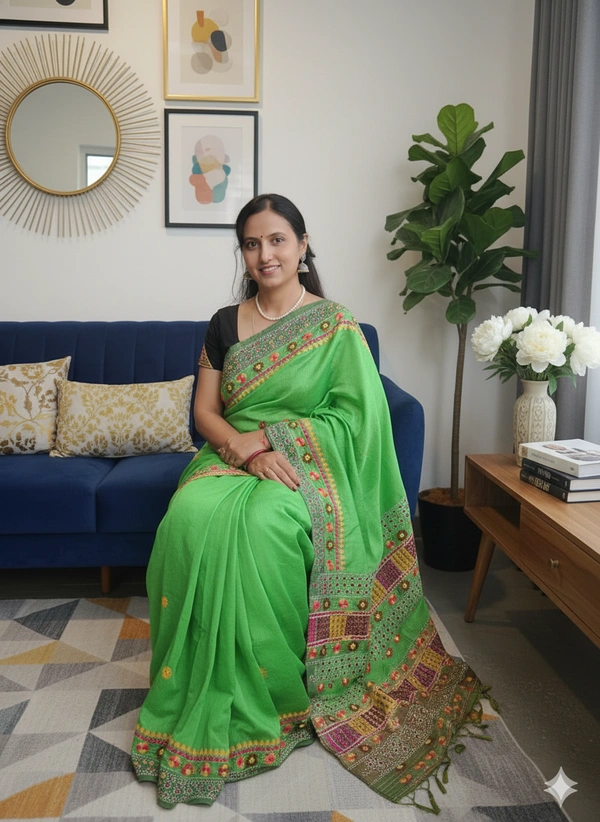 SKU1113 : Elegant Handwoven Tussar Bapta Saree – Gujrati Lambani Work - Dry Wash, Yes