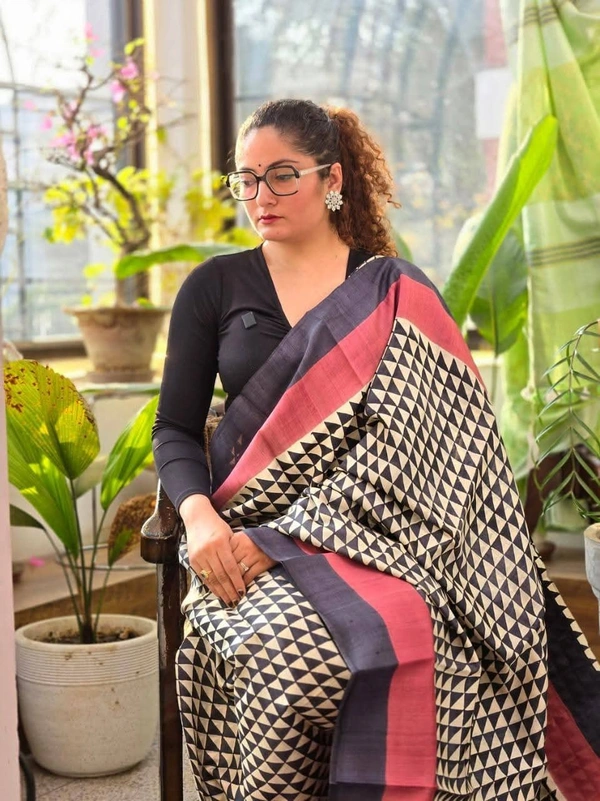SKU0216 :  Pure Tussar Silk Saree with Elegant Zari Border - Geometric, Hand Block Print, Hand Wash, Yes