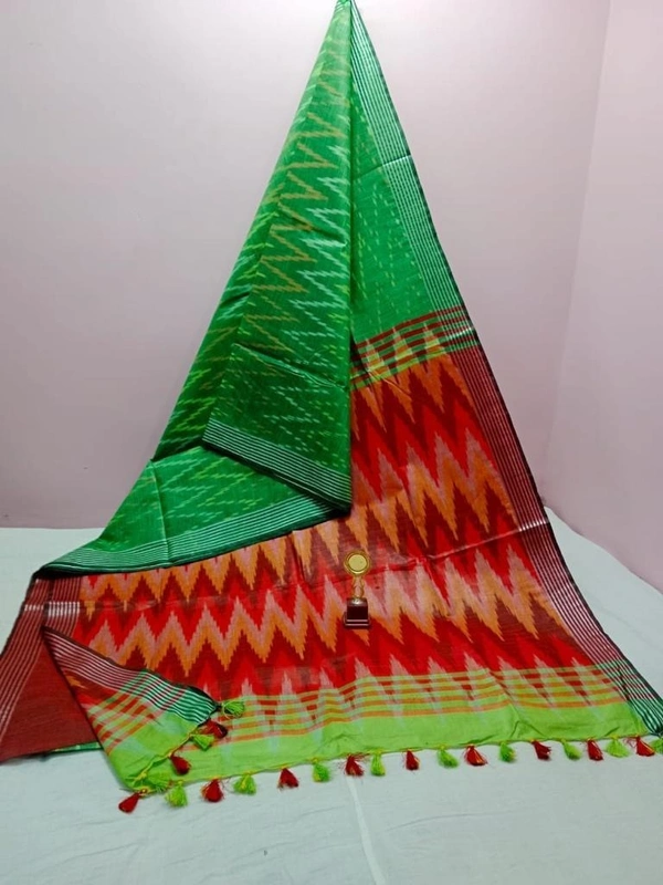 SKU-0773 : Traditional Pure Cotton Katki Tant – Soft, Lightweight & Handwoven for Elegant Look - Normal Length 6.3 mtr Plus, Green, Buti / Booti, Soft wash, Yes