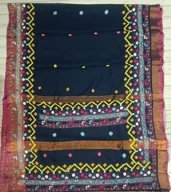 SKU1119 : Elegant Pure Resham Silk Saree – Gujrati Lambani Handwoven Ethnic Wear - Dry wash, Yes