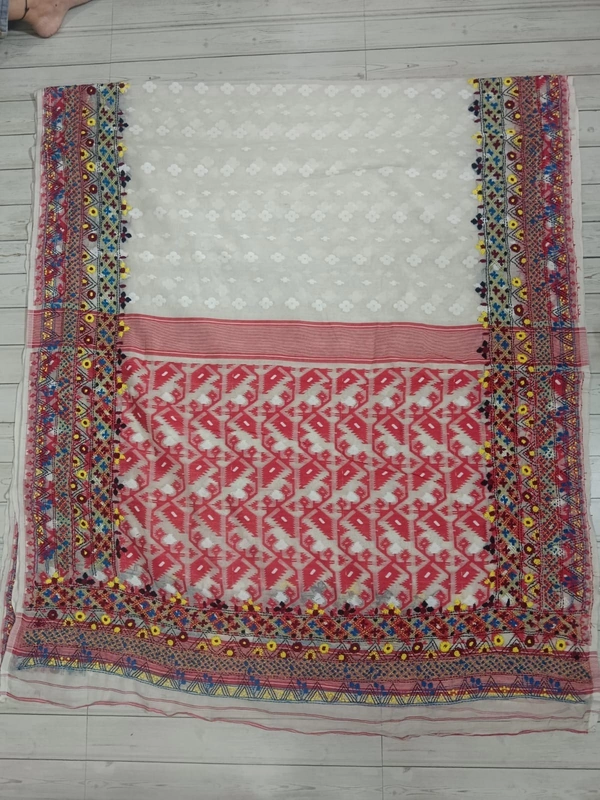 SKU1128 : Elegant Handwoven Jamdani Saree – Gujrati Lambani Work - Dry wash, Yes
