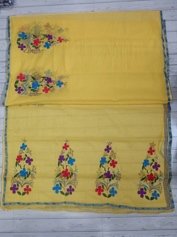 SKU1141 : Resham Check Saree – Gorgeous, Lightweight & Breathable Fabric - Dry Wash, No