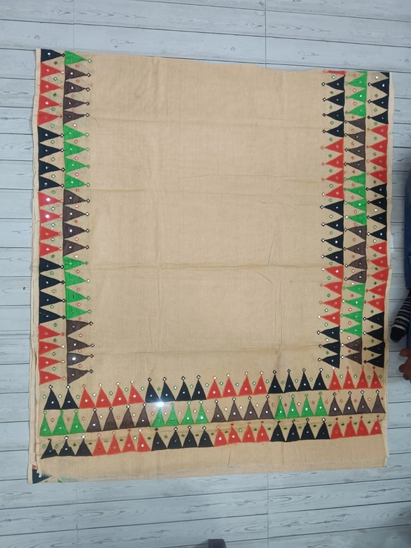 SKU1135 : Dhanekhali Tant Saree – Handwoven, Lightweight & Breathable Fabric - Hand Wash, Yes