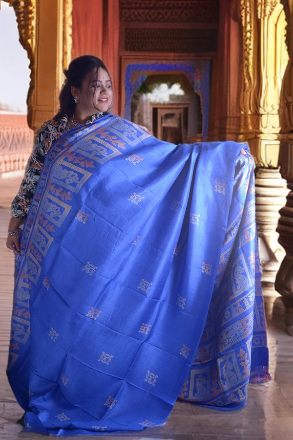 SKU0353 : Pure Silk Murshidabad Handloom Saree – Elegant Traditional Weave - Floral, Discharge Print, Dry Clean Only, Yes