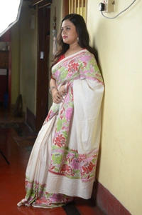 SKU0304 : Elegant Tussar Cotton Kantha Stitch Saree – Handcrafted Heritage Weave  - White, Floral, Dry Clean Only, Yes