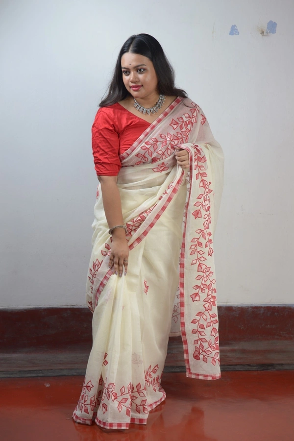 SKU306 : Pure Cotton Saree – Handwoven, Lightweight & Breathable Fabric  - White, Applic Work, Dry Clean Only, Yes