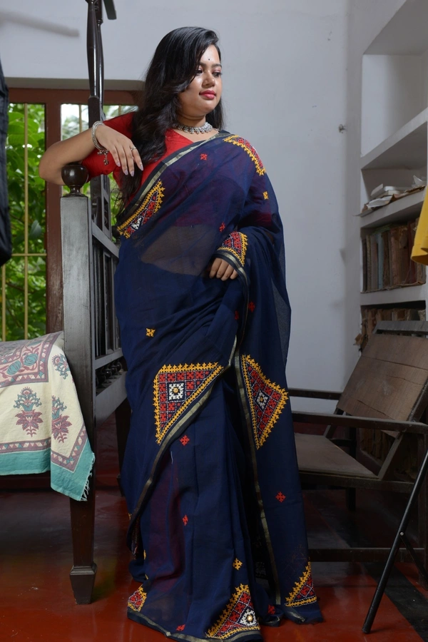 SKU0308 : Pure  Cotton Saree – Handwoven, Lightweight & Breathable Fabric  - Blue, Geometric, Dry Clean Only, Yes