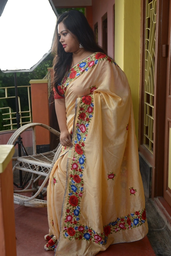 SKU0309 : Pure Silk | Chanderi Silk – Handwoven Bengal Traditional | Embroidered Borde - Golden, Floral, Dry Clean Only, Yes