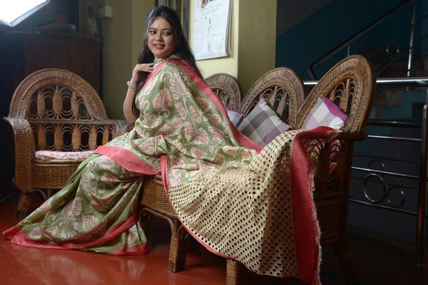 SKU0311 : Pure Tussar Silk Saree with  Hand Cart Work - Pesta, Floral, Dry Clean Only, Yes