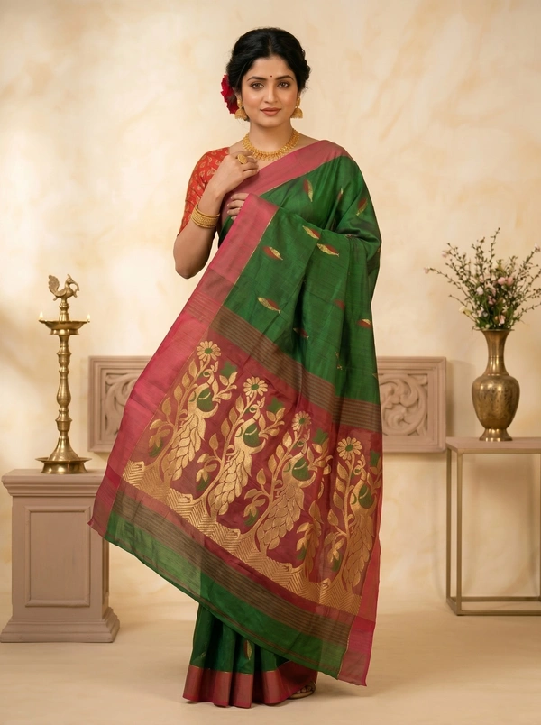 SKU0395 : Elegant Poly Cotton Saree – Lightweight & Comfortable Daily Wear - Normal Length 6.3 mtr Plus, Buti / Booti, Dry Clean Only, Yes