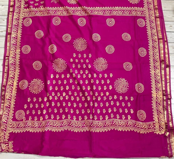 SKU0841 : tant Pure Handloom Cotton Saree – Handwoven, Lightweight & Breathable Fabric - Hand Wash, Yes