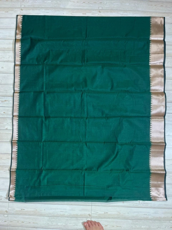 SKU0842 : Pure Handloom Cotton Saree – Handwoven, Lightweight & Breathable Fabric - Hand Wash, Yes