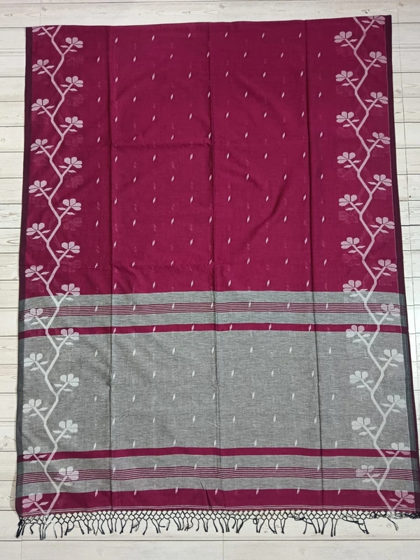 SKU0863 : Pure Khadi Cotton Saree – Handwoven, Lightweight & Breathable Fabric - Hand Wash, Yes