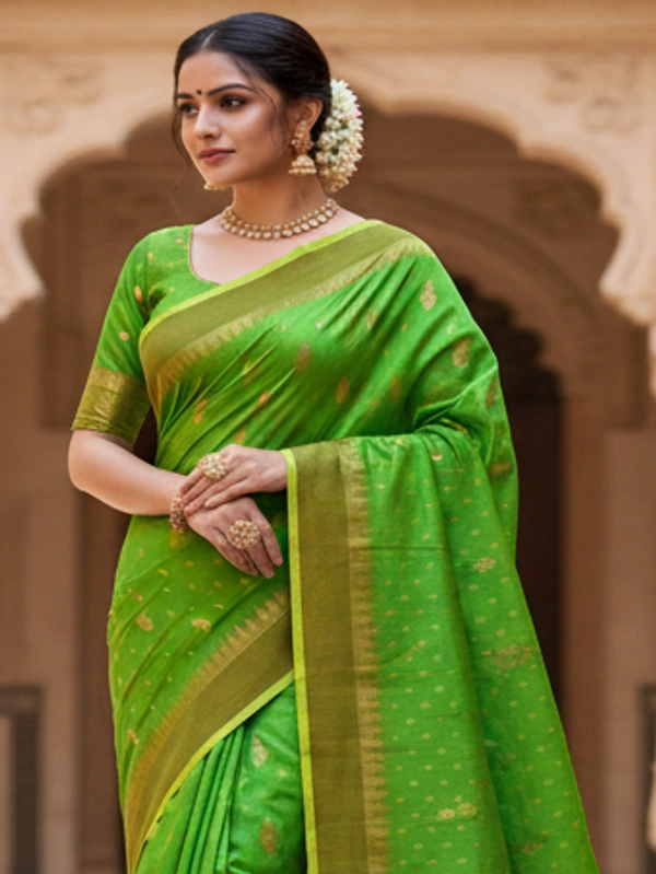SKU-0821 : Elegant Handwoven Semi Silk Saree - Hand Wash, Yes