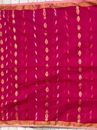  SKU-0823 : Elegant Handwoven Semi Silk Saree - Hand Wash, Yes