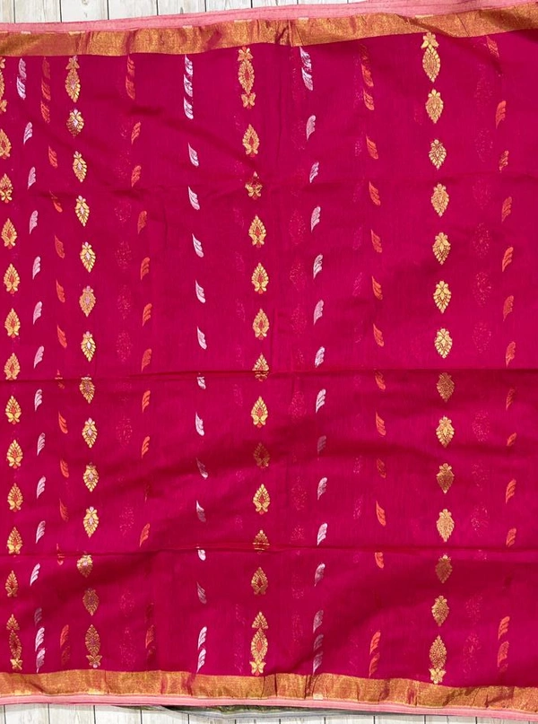  SKU-0823 : Elegant Handwoven Semi Silk Saree - Hand Wash, Yes