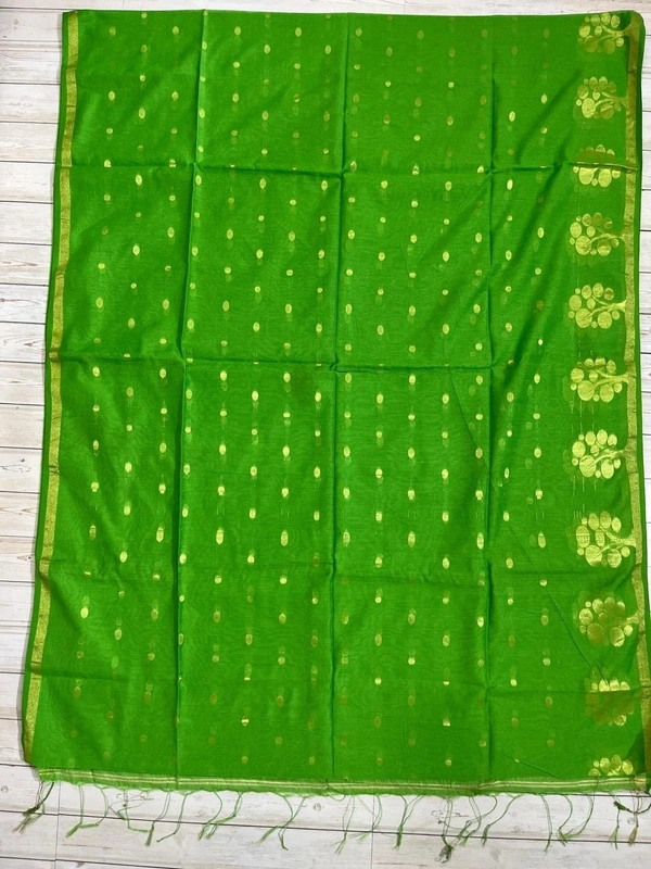  SKU-0824 : Elegant Handwoven Semi Silk Saree - Hand Wash, Yes