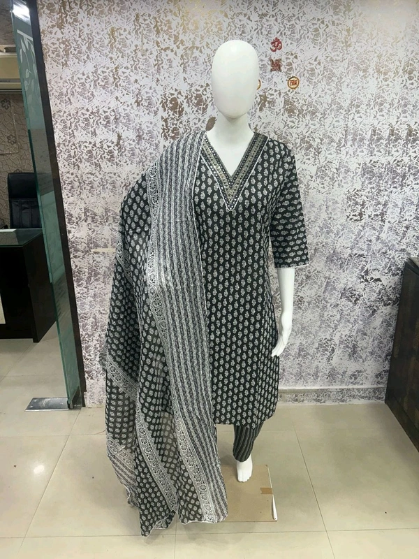 Cotton Kurti Pant Dupatta Set - Black, XL/42