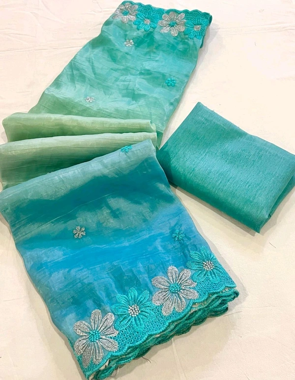 Double Shade Chiffon Crush Saree - Turquoise, Free Size