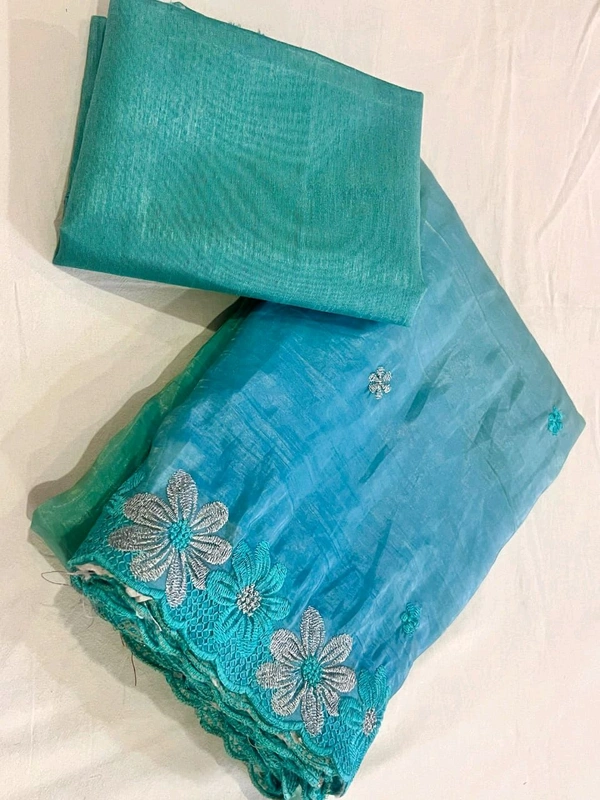 Double Shade Chiffon Crush Saree - Turquoise, Free Size
