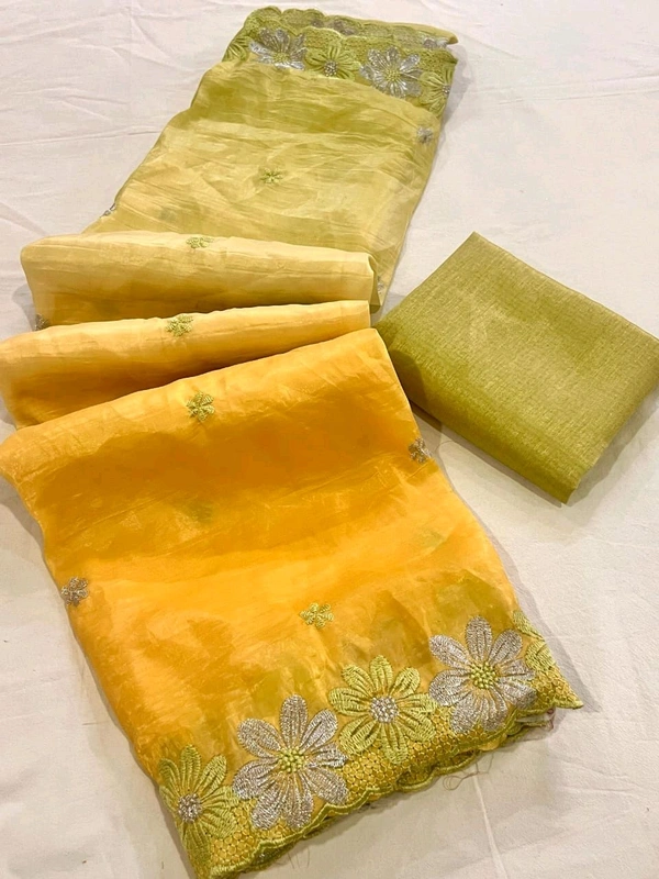 Double Shade Chiffon Crush Saree - Yellow, Free Size