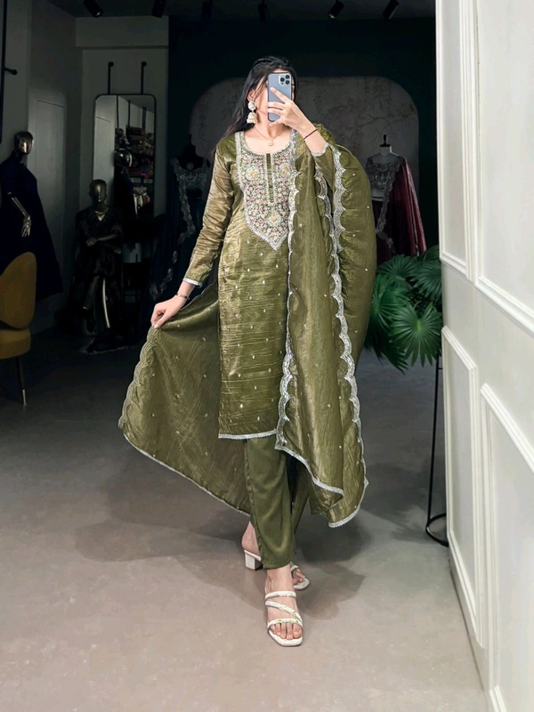 Royal Looking Olive Green Ethnic Suit - Olive Green, L/40