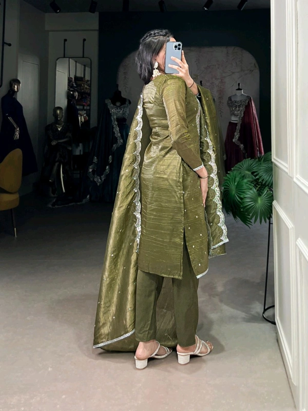 Royal Looking Olive Green Ethnic Suit - Olive Green, L/40