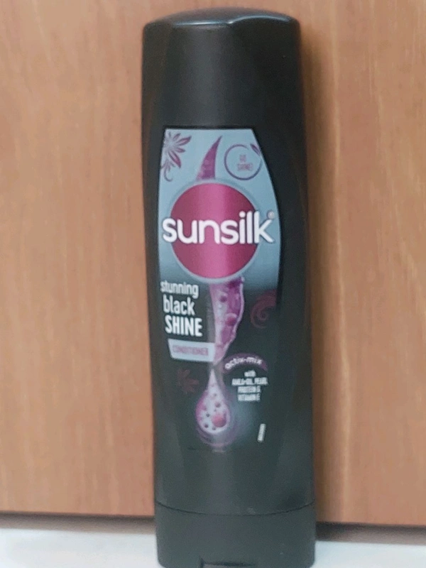 SUNSILK Hair Conditioner - Stunning Black Shine, 100 Ml