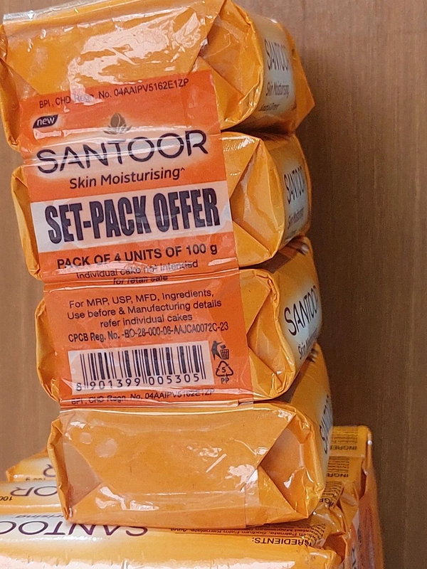 SANTOOR Skin Moisturising - 100 G X 4pcs