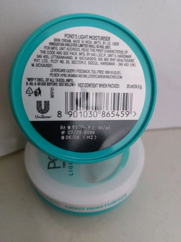 POND'S Glowing Skin Cream - Light Moisturiser, 25 Ml